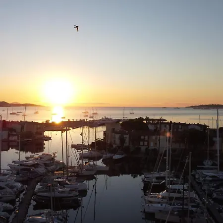 Apartment My-port-grimaud